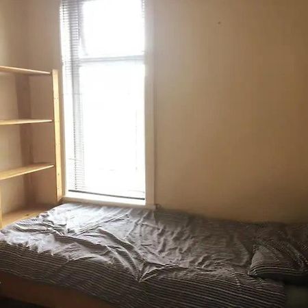 Single Room - Town & University Nearby, 24H Bus, Airport-Linked 맨체스터 외부 사진