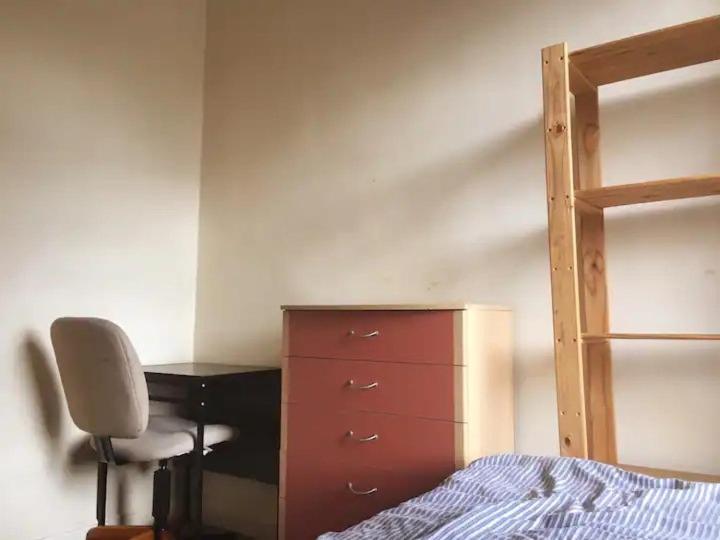 Single Room - Town & University Nearby, 24H Bus, Airport-Linked 맨체스터 외부 사진