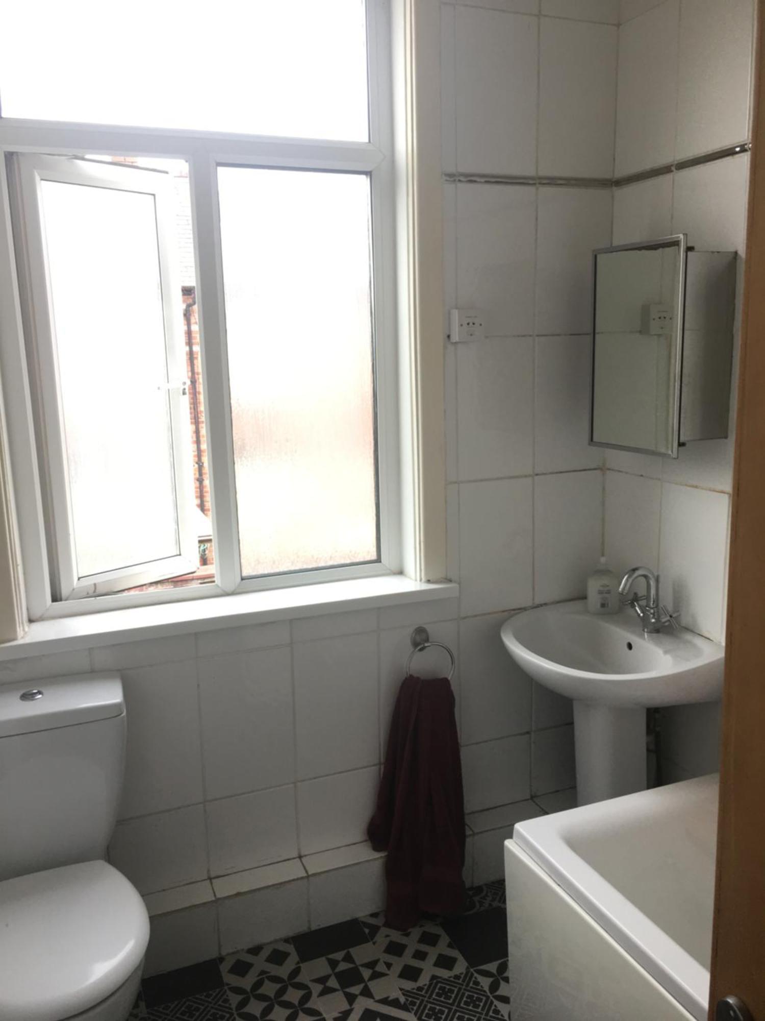 Single Room - Town & University Nearby, 24H Bus, Airport-Linked 맨체스터 외부 사진